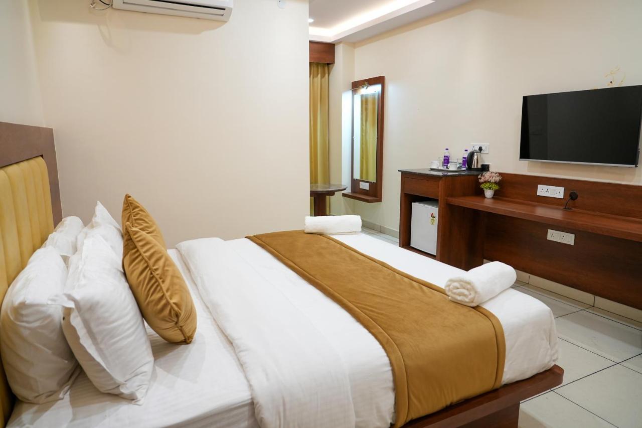 Sri Krishna Inn - Kempegowda Airport Bangalore Devanahalli Экстерьер фото